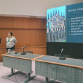 Ivana Hebrang Grgić, Željko Jozić, Ivana Kurtović Budja, Josip Lasić (Filozofski fakultet Sveučilišta u Zagrebu, Institut za hrvatski jezik, Sveučilište u Zadru): Dalmatinski govori u Novome Zelandu: digitalizacija zvučnih zapisa